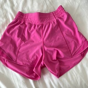 LULULEMON High Rise Hotty Hots 4”